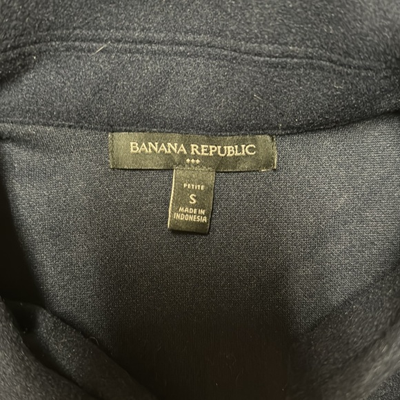 Banana Republic Factory women navy blue coat. Size Small Petite - Picture 2 of 5